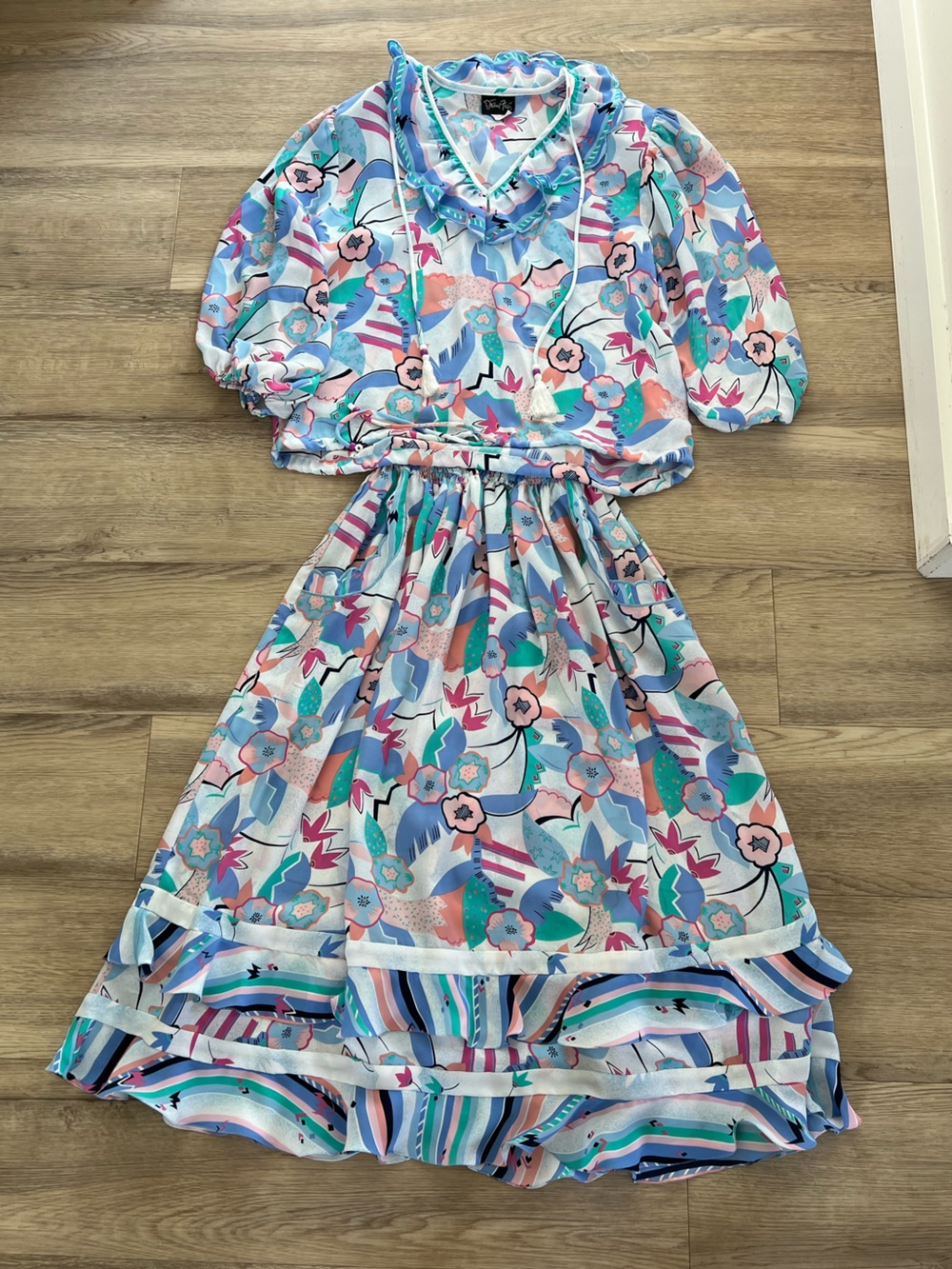 Vintage Diane Freis Blouse Skirt Set Blue Floral Print Womens small / medium